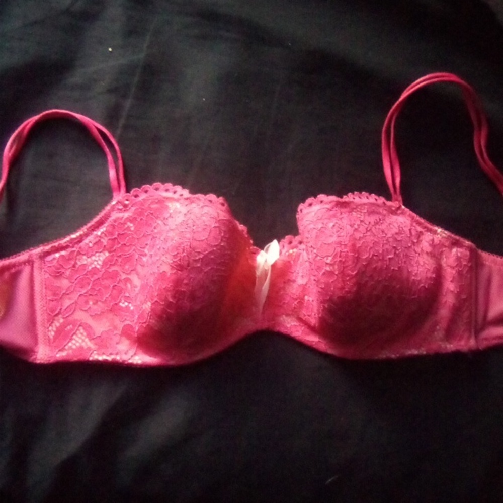 B.Tempt'd lace bra